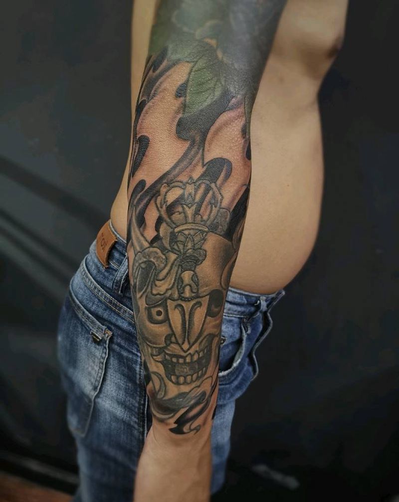 加背景纹身图片_新传统纹身图案