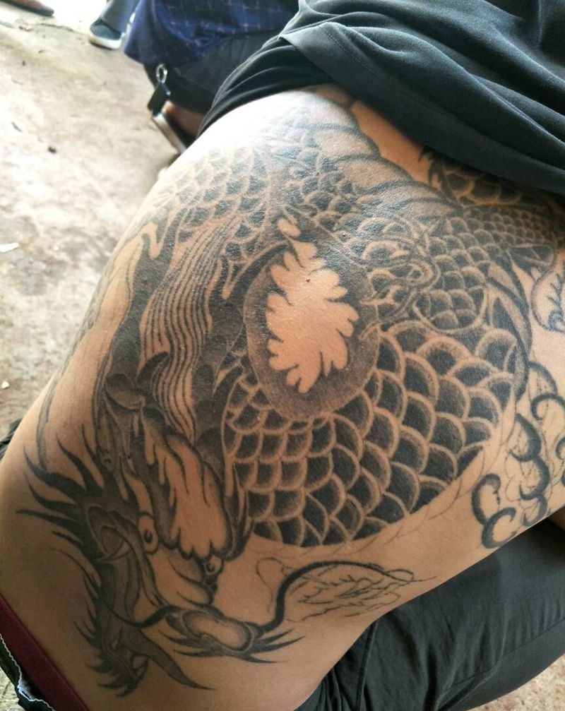 纯手工磨砂点刺满背龙,纹身图片