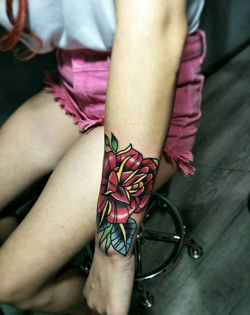 个性玫瑰纹身图片