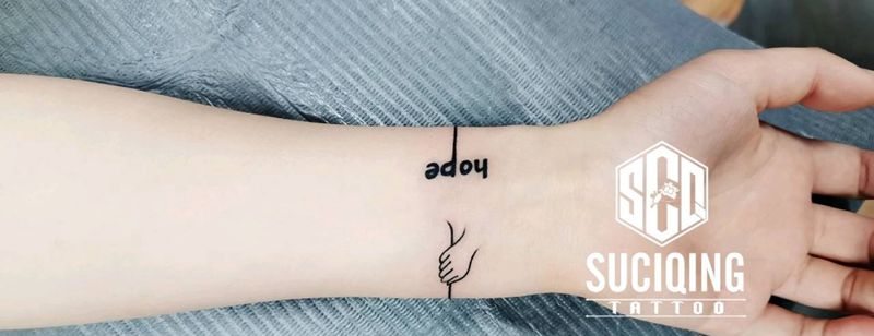 手环纹身图片_手臂几何Old School纹身图案