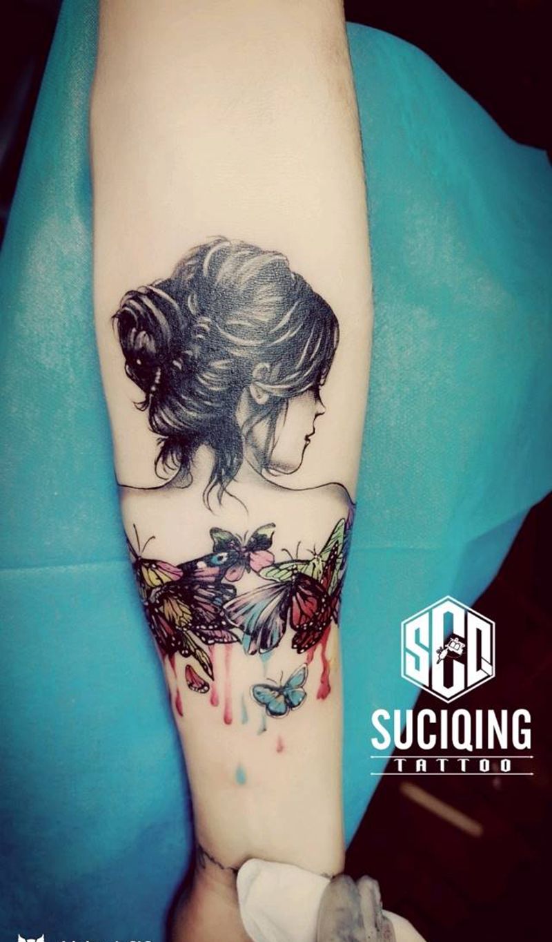 蝴蝶纹身图片_手臂腿部新传统水彩纹身图案