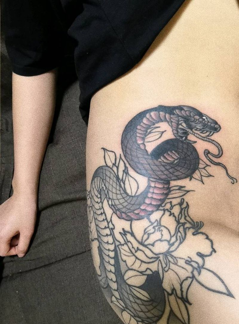 未完纹身图片_腹部腰部New School新传统蛇纹身图案