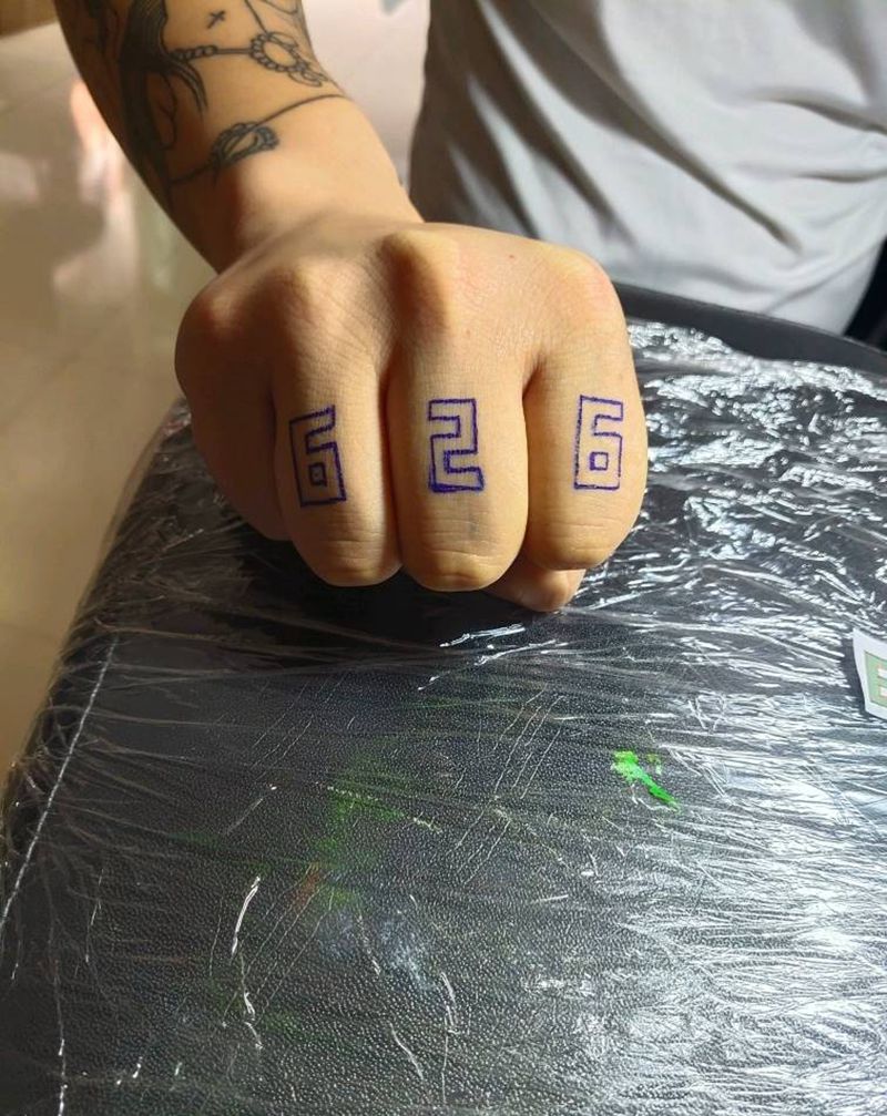 ？纹身图片_手部纹身图案