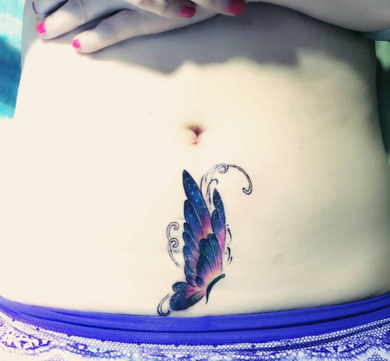 蝴蝶遮盖疤痕纹身图片