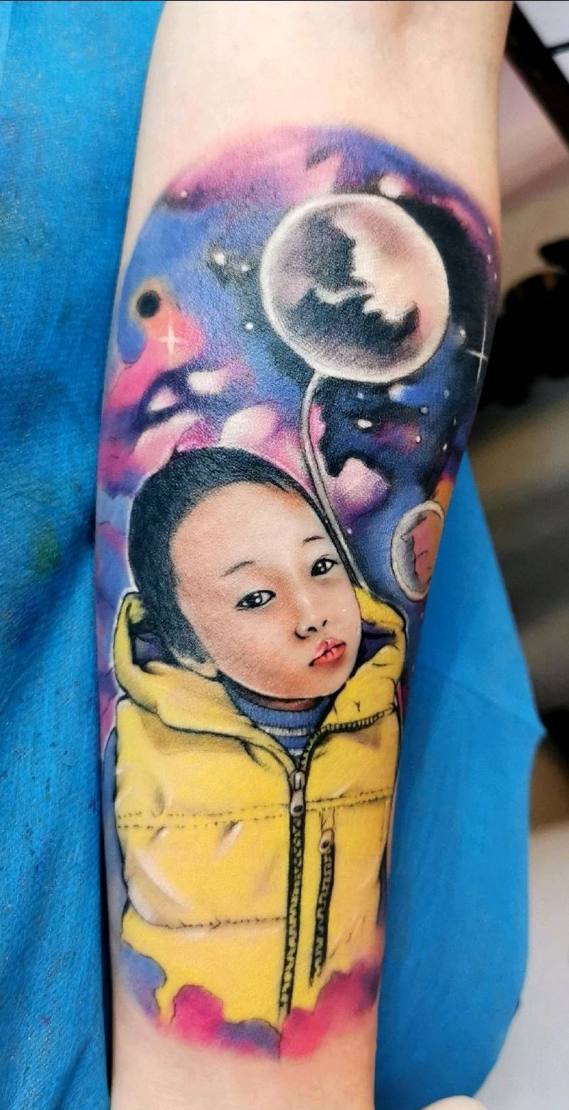 星空宝贝纹身图片_手臂背部水彩纹身图案