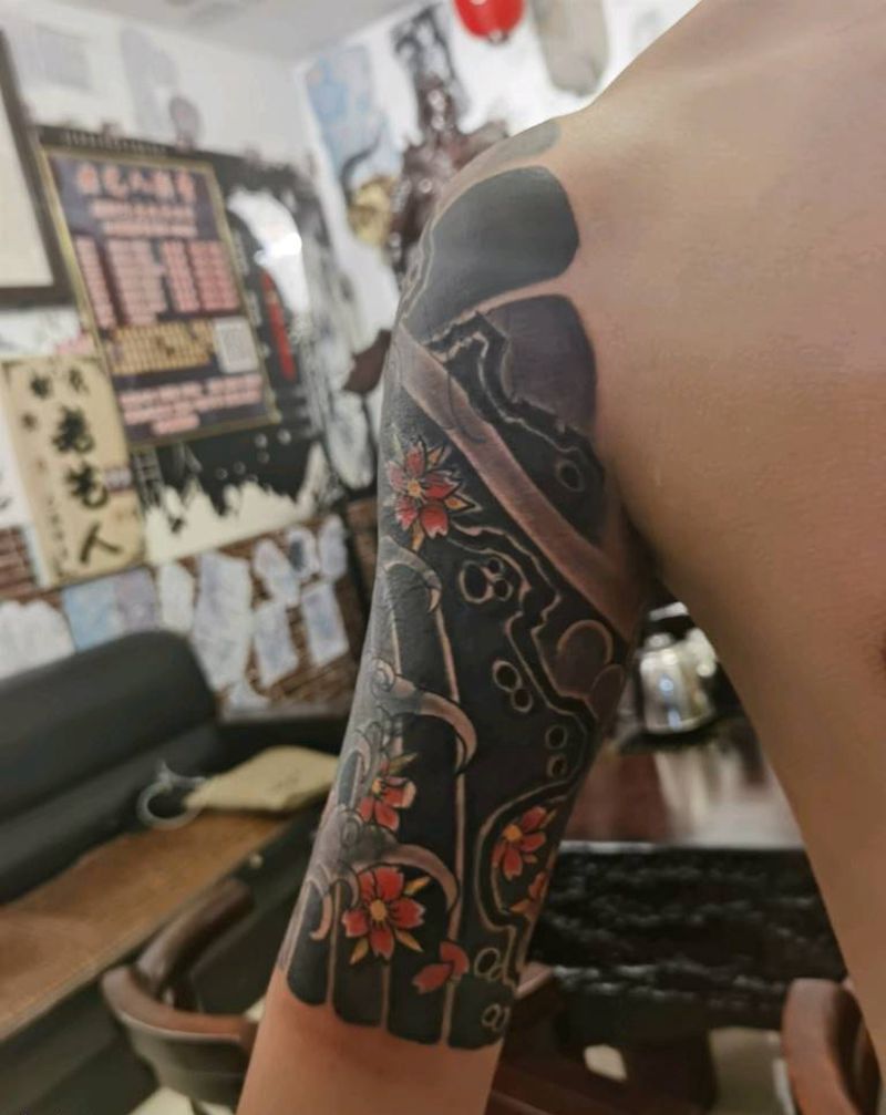 老传统力覆盖，以前纹身纹身图片_手臂肩部纹身图案