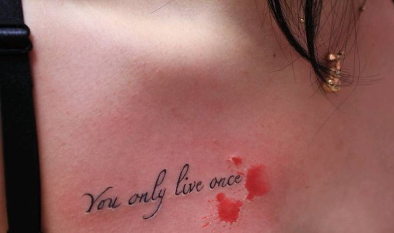 小清新纹身图片_胸部英文纹身图案