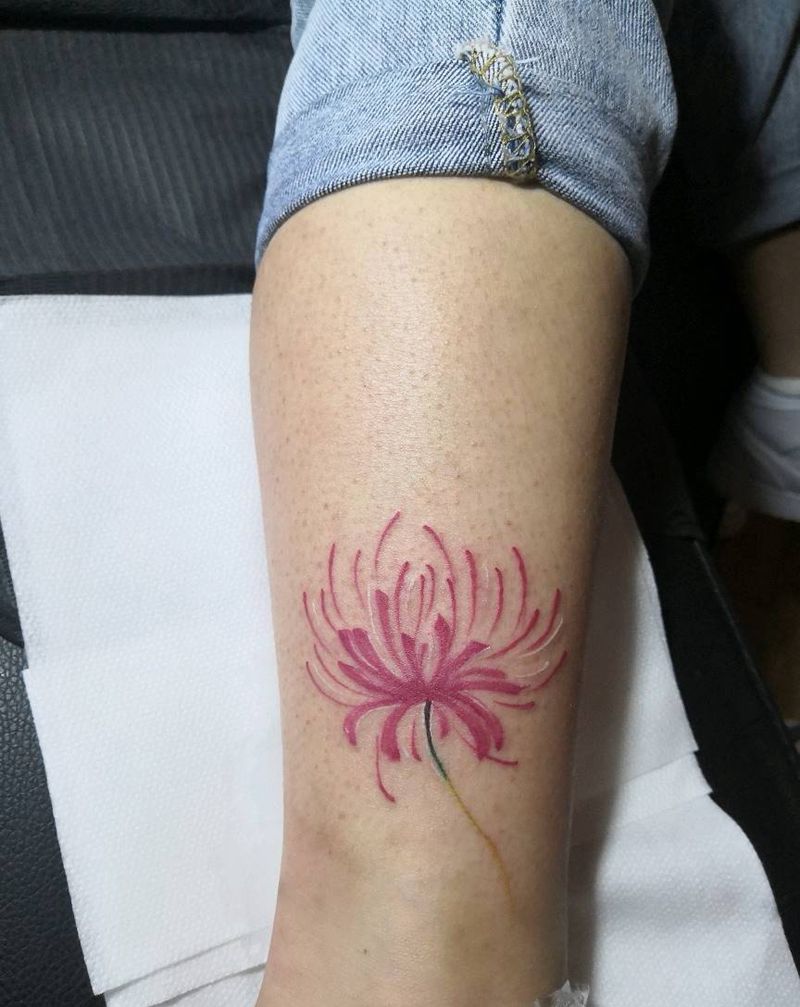 彼岸花纹身图片_水彩纹身图案