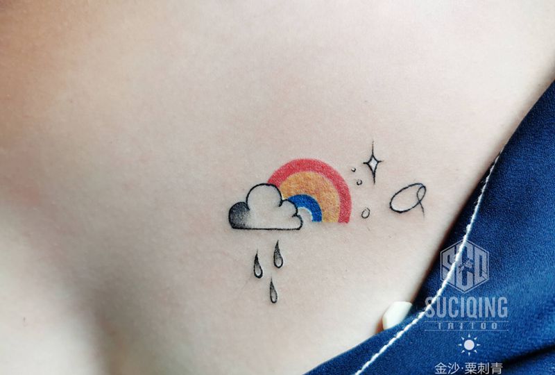 彩虹纹身图片_手部胸部水彩Old School小清新纹身图案
