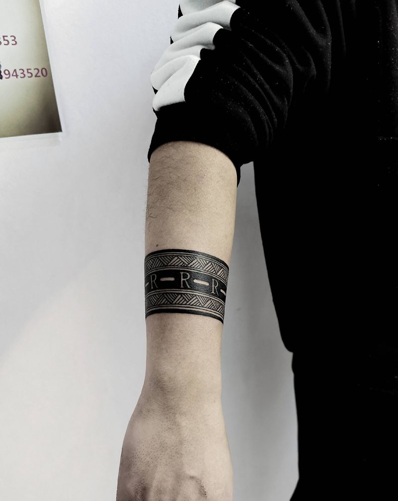 欧美臂环纹身图片_手臂Old School图腾纹身图案