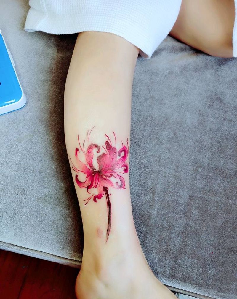 彼岸花纹身图片_腿部脚部新传统水彩纹身图案
