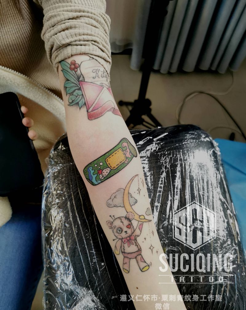 卡通纹身图片_手臂几何Old School纹身图案