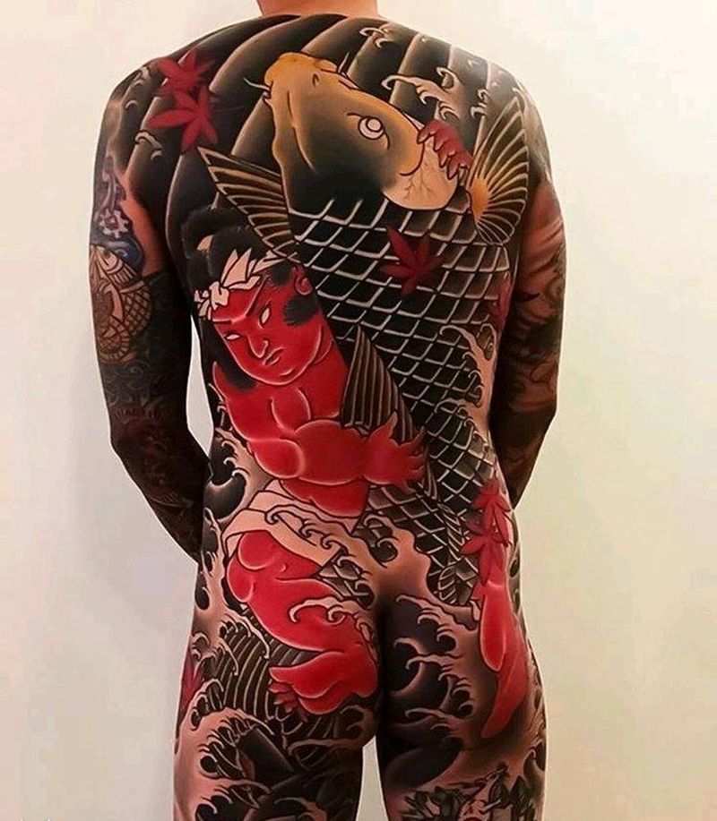 满背纹身图片_老传统纹身图案