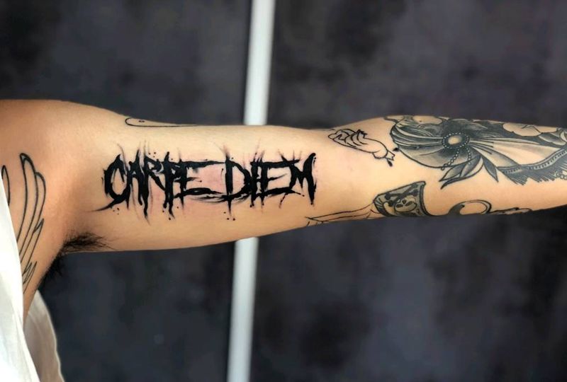 花体  及时行乐纹身图片