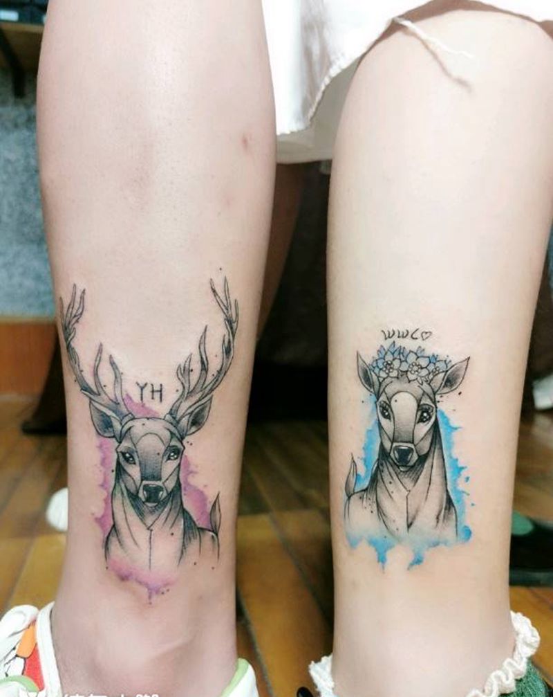 情侣鹿头纹身图片_腿部脚部新传统鹿头情侣纹身图案