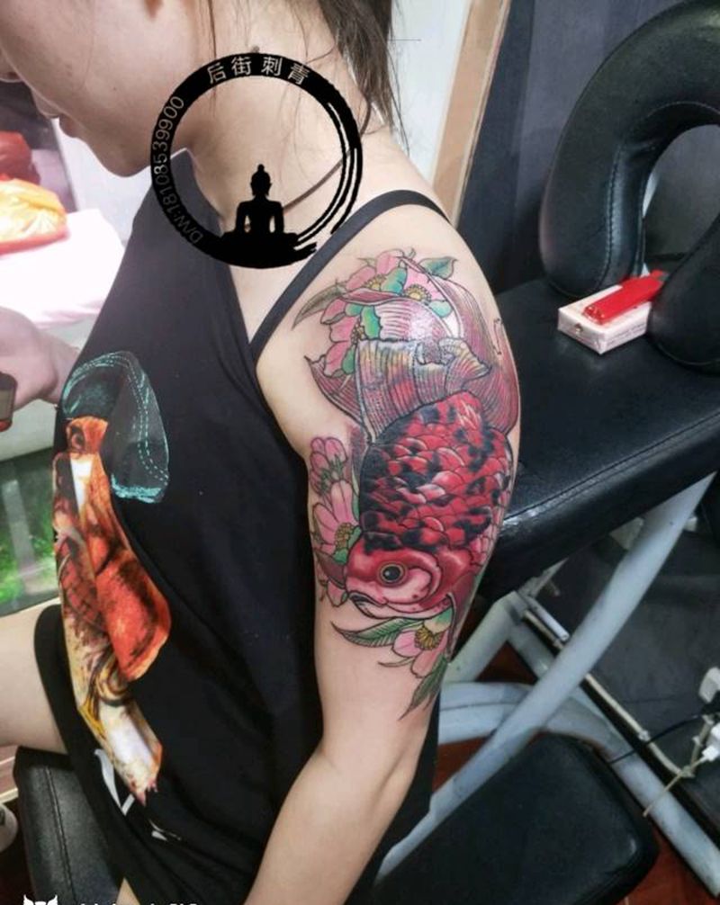 回首往昔纹身图片