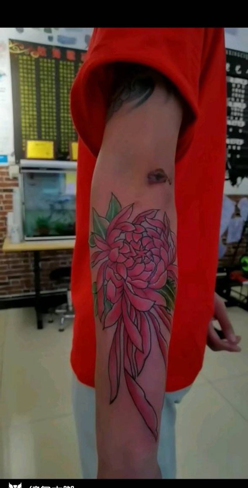 顾客自带图纹身图片_手臂纹身图案