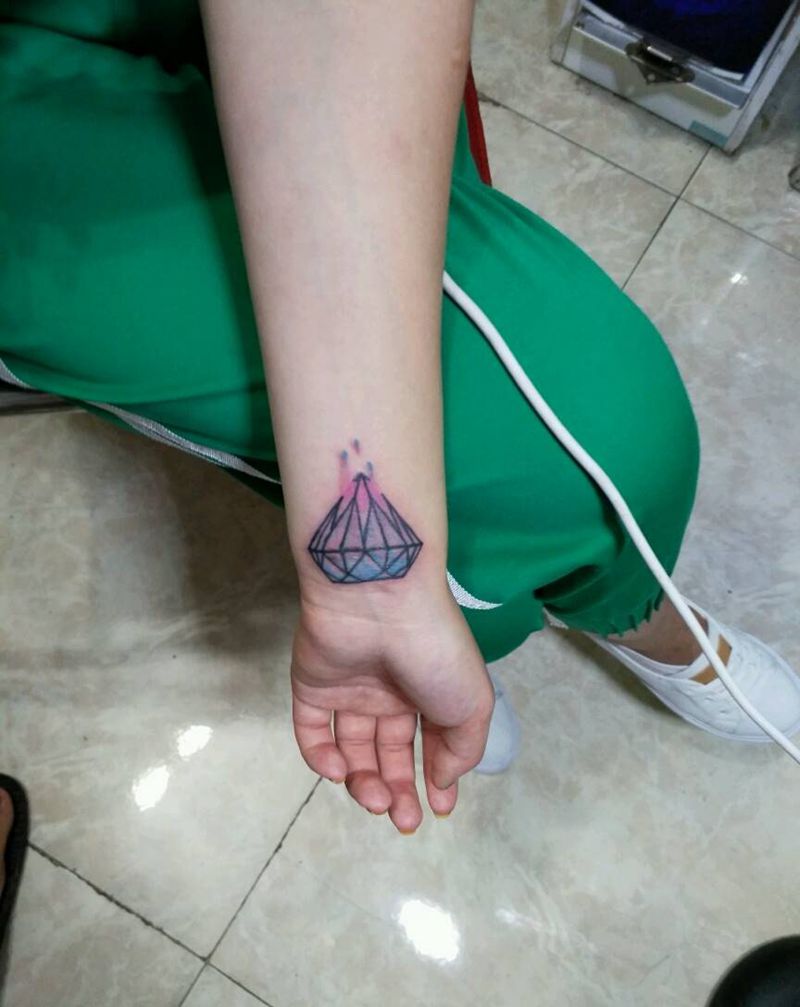 砖石老五纹身图片