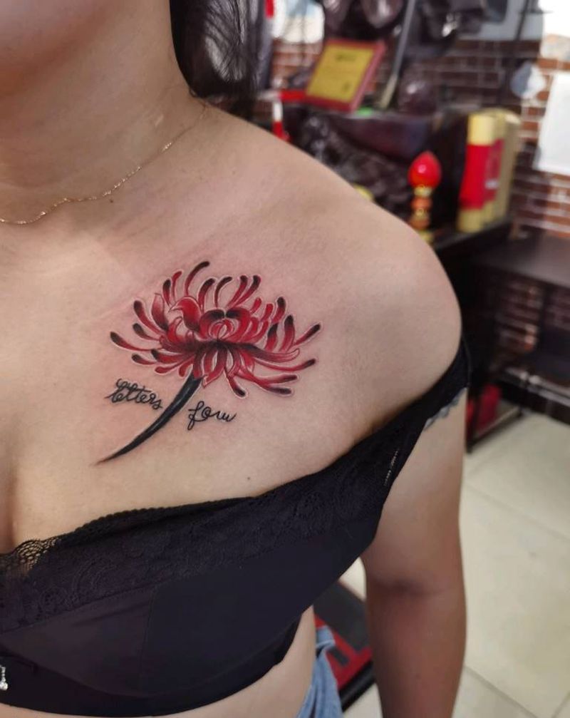 彼岸花纹身图片_胸部纹身图案