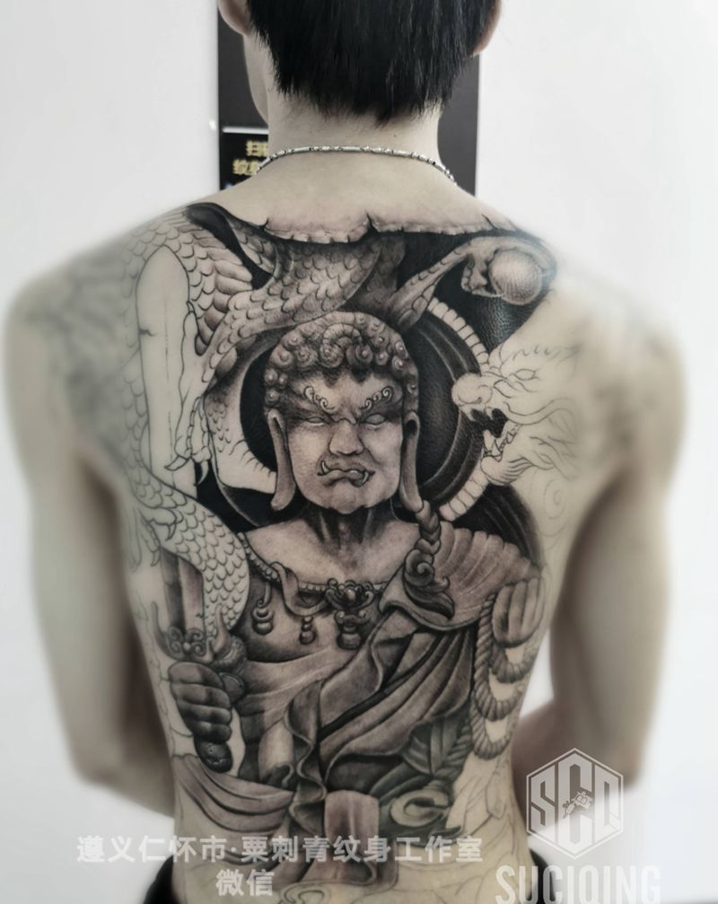 达摩纹身图片_背部老传统纹身图案