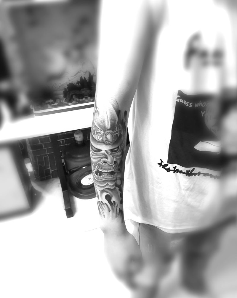 鬼武士纹身图片_手臂纹身图案