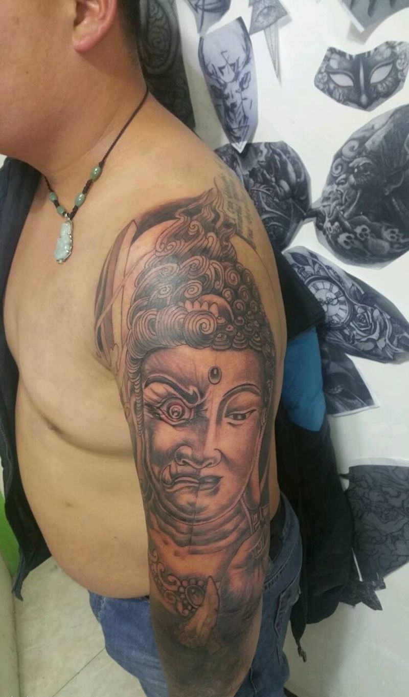 不动明王纹身图片