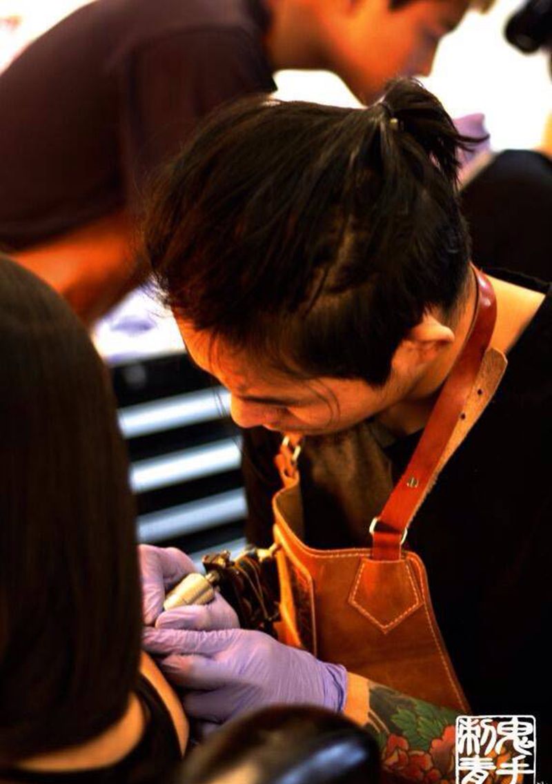 周末鬼手纹身小鬼店，纹身图片