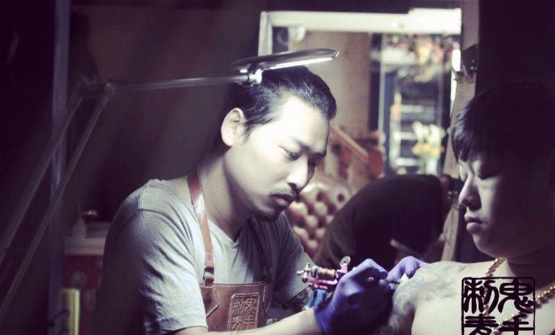 昆明鬼手纹身小鬼店纹身图片_原创成品胸部背部腰部腹部肩部颈部臀部手部纹身图案