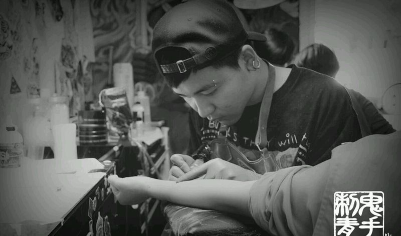 鬼手纹身师纹身图片_昆明纹身图案