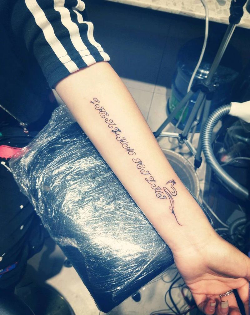 字母纹身图片_手臂纹身图案