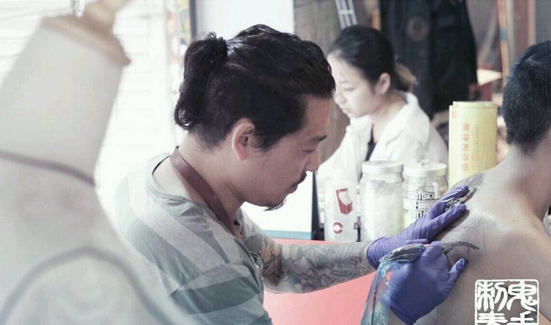 首席纹身师小鬼师傅纹身图片_昆明纹身图案