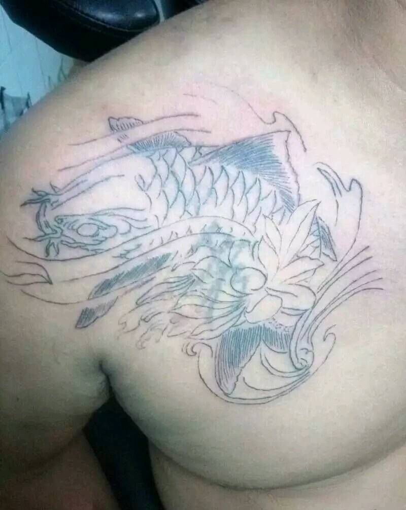 遮盖先线条纹身图片