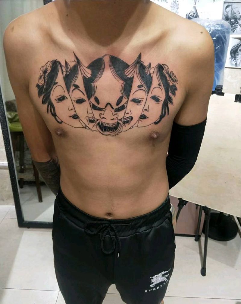 日式花胸纹身图片_胸部老传统纹身图案