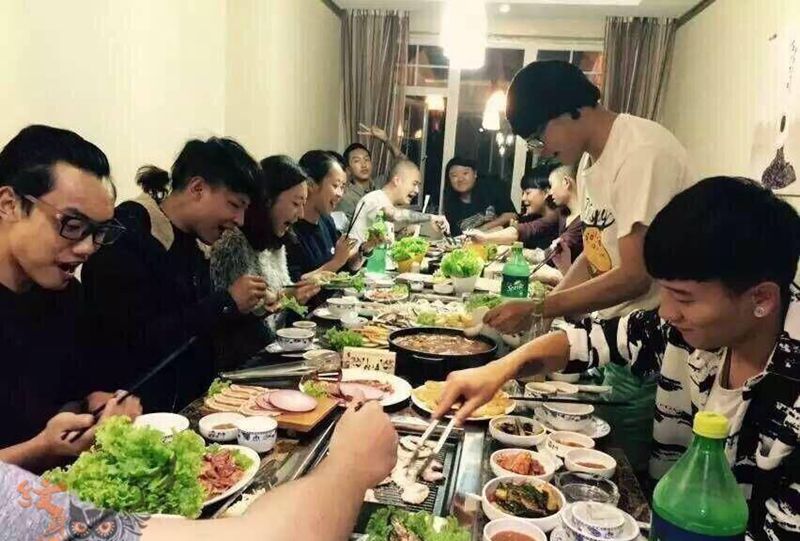 鬼手聚餐纹身图片