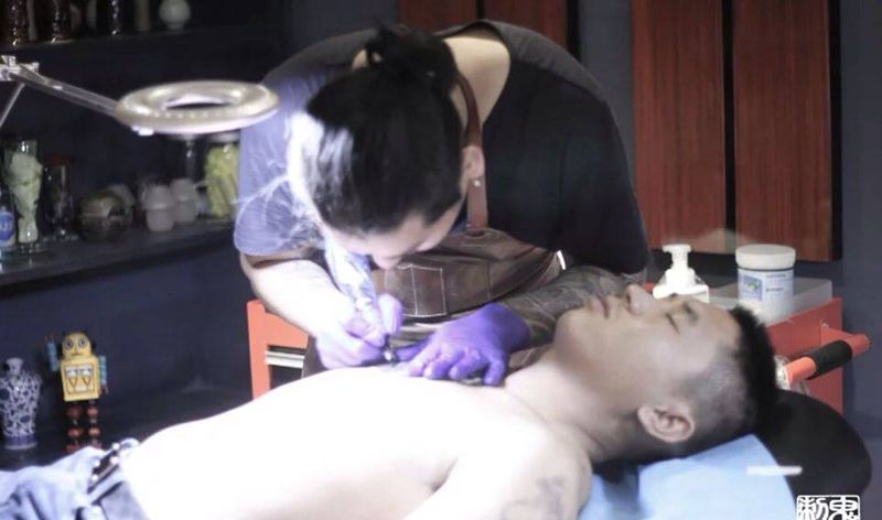 师傅工作照纹身图片