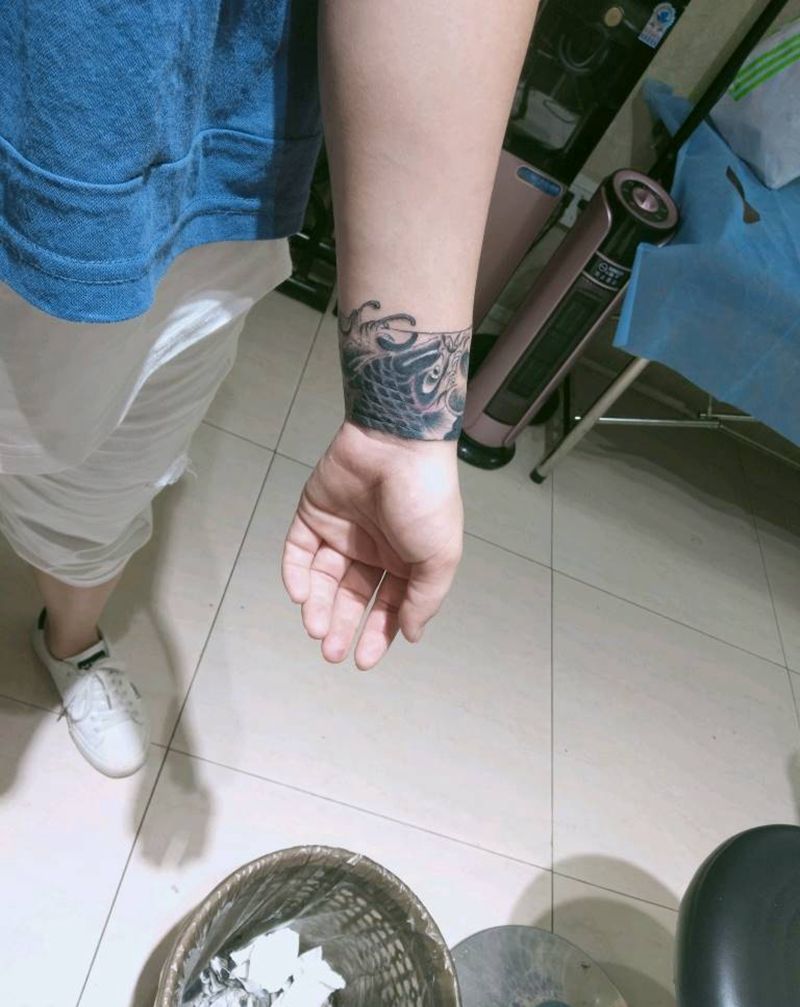 遮盖 手环纹身图片_手臂新传统纹身图案