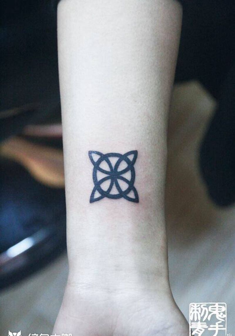 昆明鬼手纹身小鬼店纹身图片