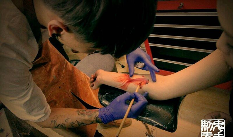 鬼手纹身师纹身图片_昆明纹身图案