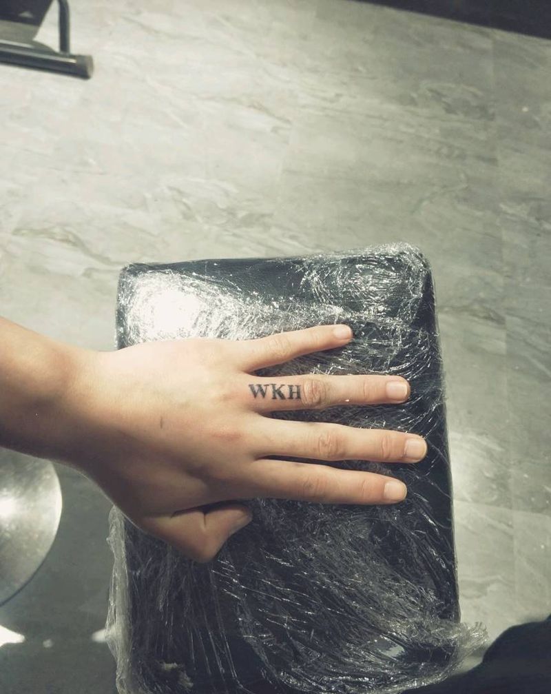 闺蜜。纹身图片_手部纹身图案