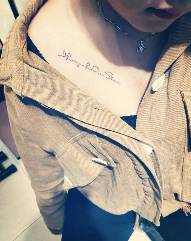 小清新纹身图片_胸部纹身图案