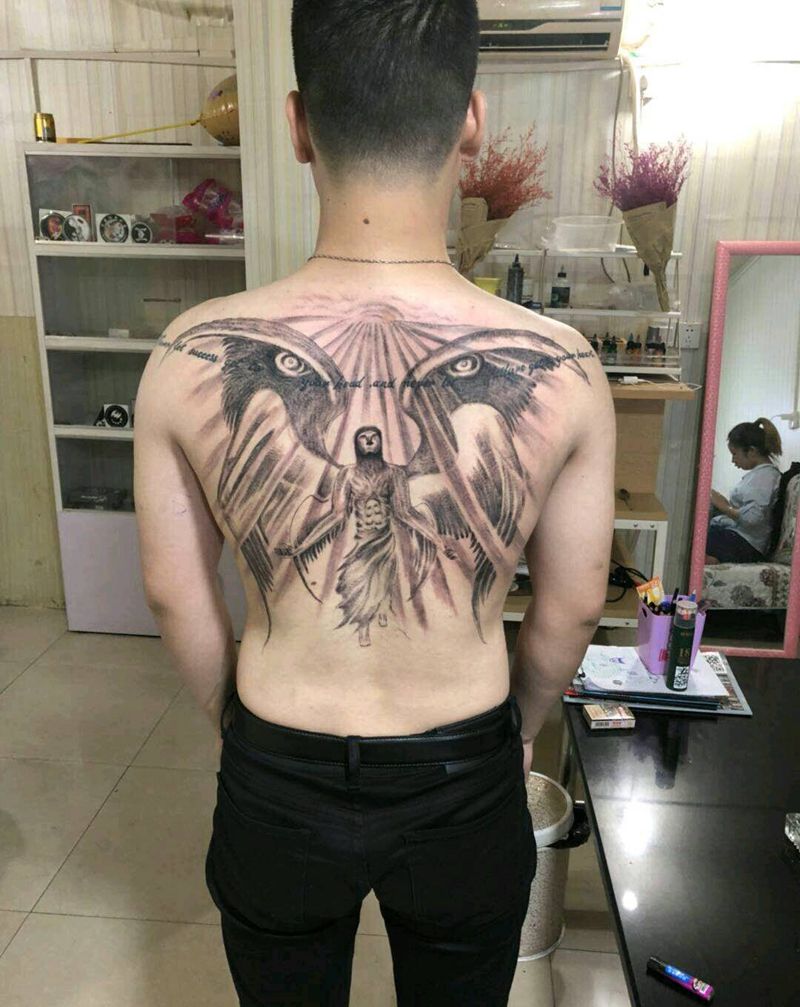 后背纹身图片