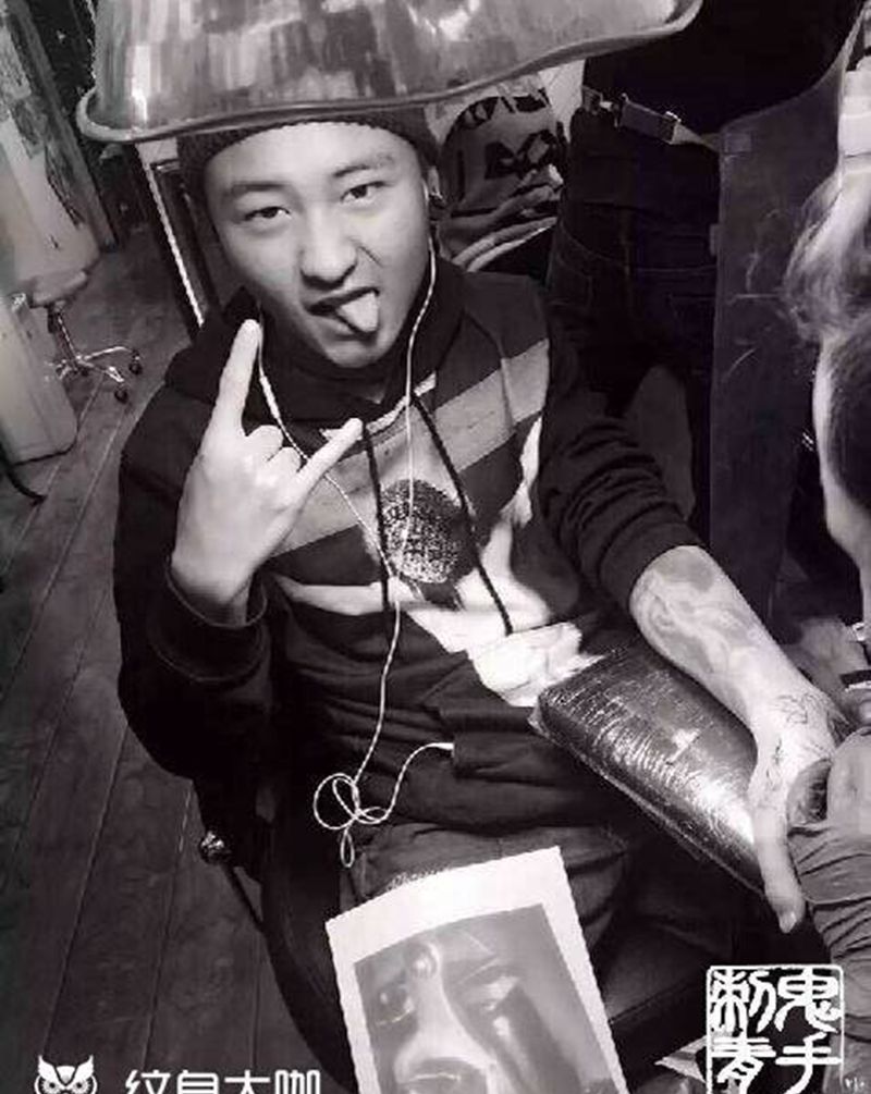 昆明鬼手纹身小鬼店纹身图片