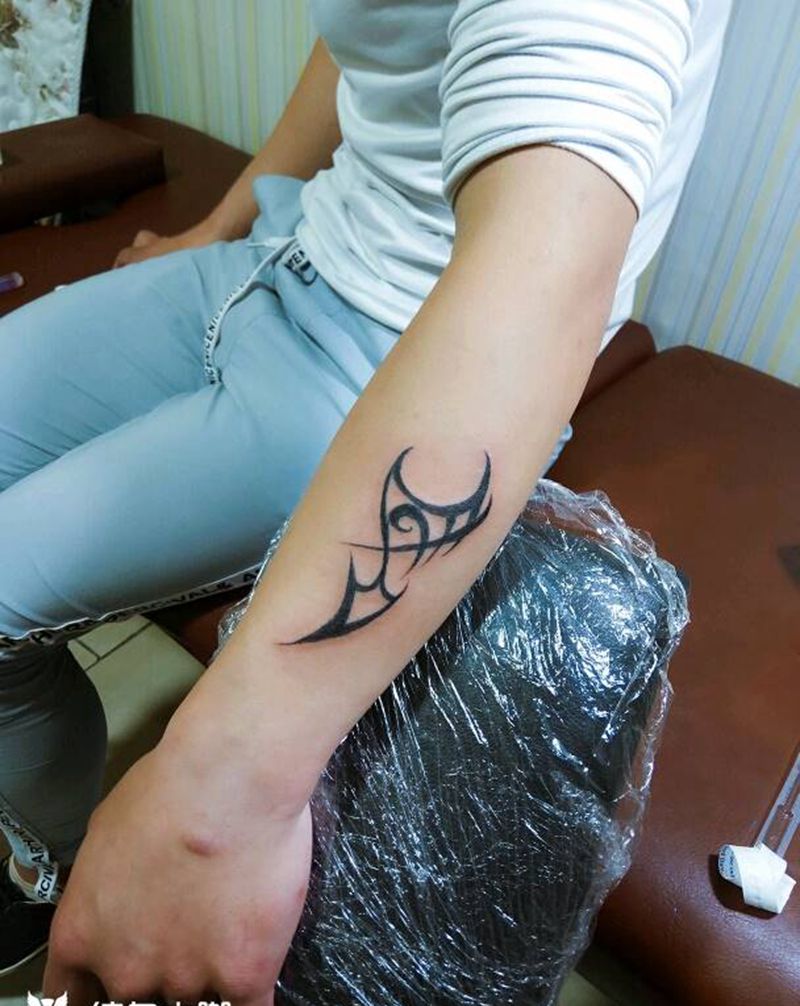 小图腾二纹身图片