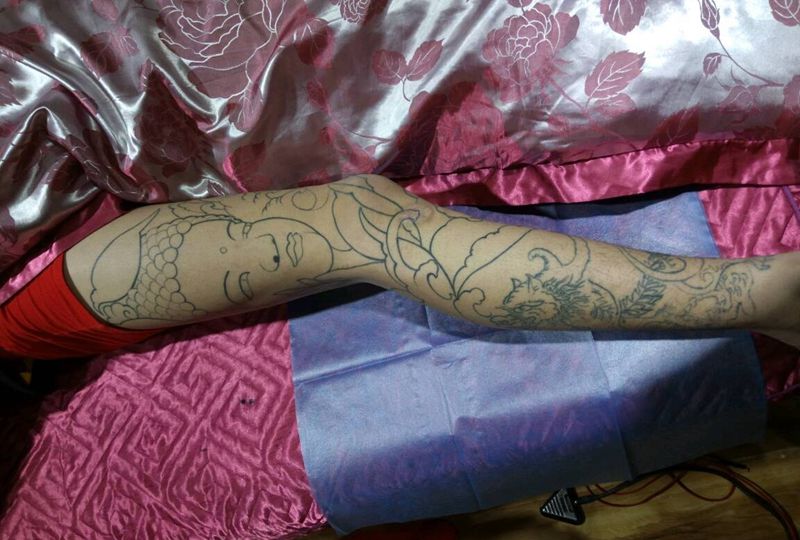 外地的线条  无上色图纹身图片