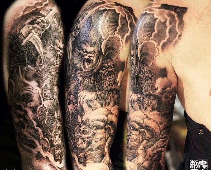 大臂齐天大圣纹身图片