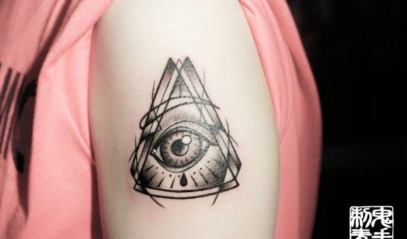 昆明鬼手纹身小鬼店8.11号作品纹身图片_成品鬼手昆明肩部胸部腹部背部脚部手部臀部纹身图案