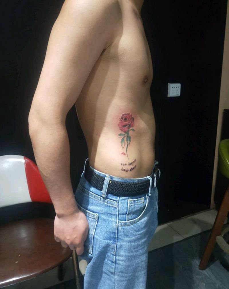 玫瑰花纹身图片_腰部纹身图案