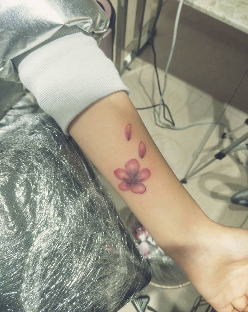 花纹身图片_手部纹身图案