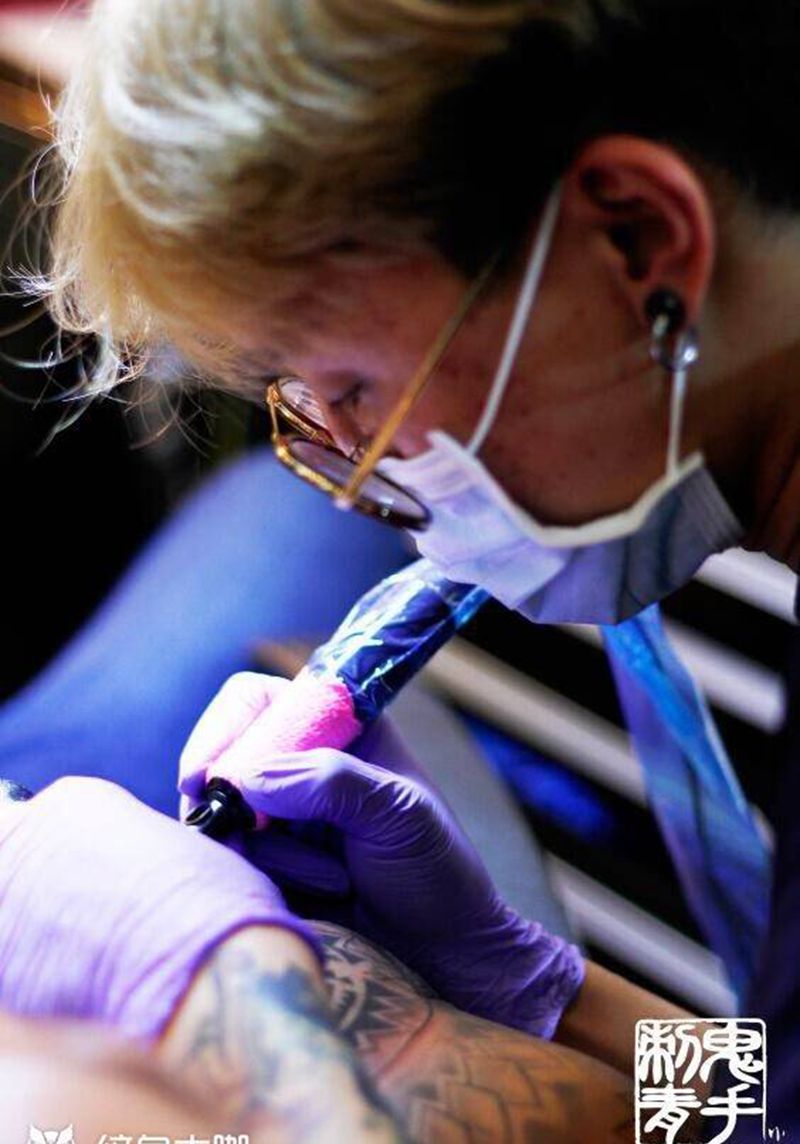 昆明鬼手纹身小鬼店纹身图片