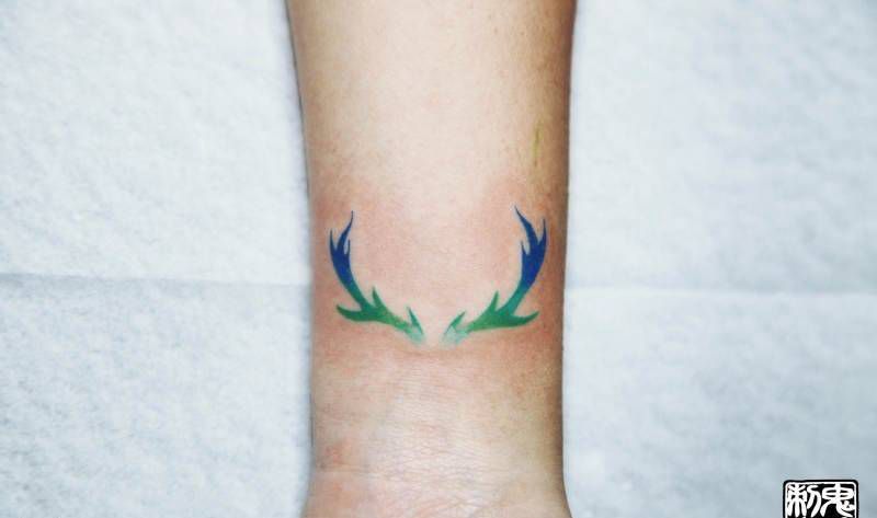 昆明鬼手纹身1.2作品鉴赏纹身图片_鬼手昆明成品肩部背部手部脚部臀部胸部纹身图案